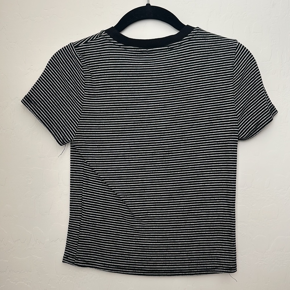 Crop Top - Picture 2 of 2